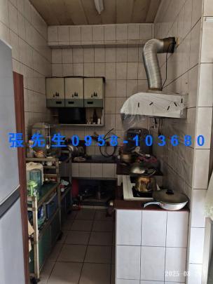 龜山拍賣透天-4