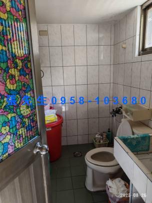 龜山拍賣透天-6